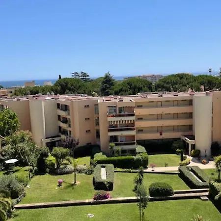 Апартаменты In - Sea View *